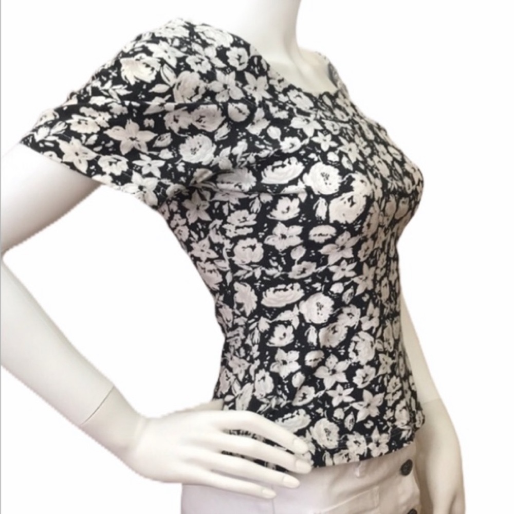 Wet Seal - Commotion Tee / Crop Top / Sm.